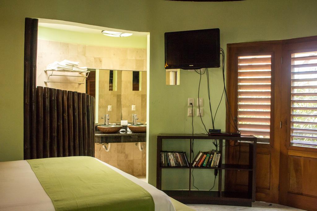 Cocos Cabanas Playa Del Carmen Adults Only Bagian luar foto