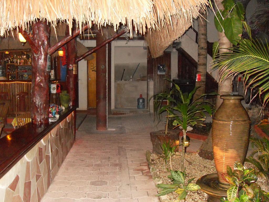Cocos Cabanas Playa Del Carmen Adults Only Bagian luar foto