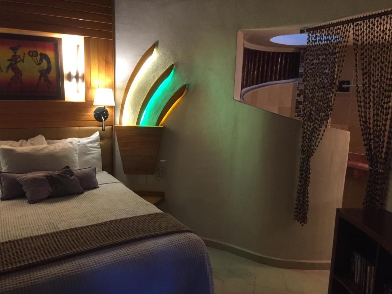 Cocos Cabanas Playa Del Carmen Adults Only Bagian luar foto
