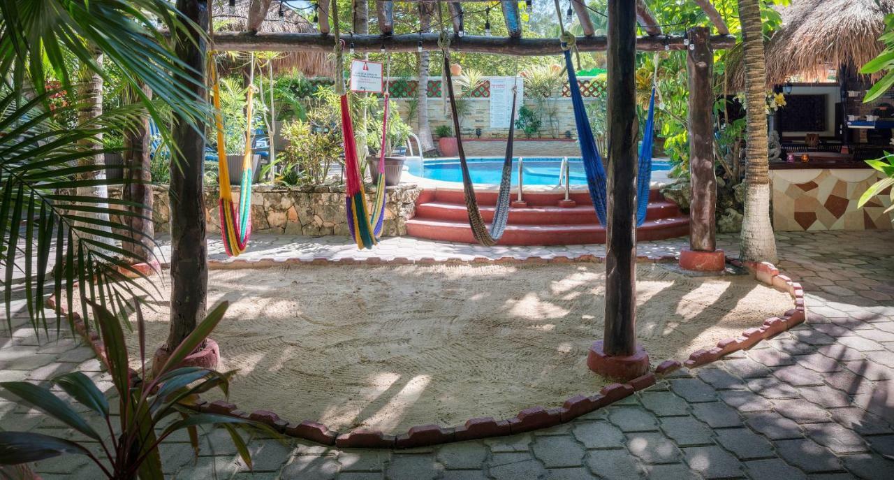 Cocos Cabanas Playa Del Carmen Adults Only Bagian luar foto