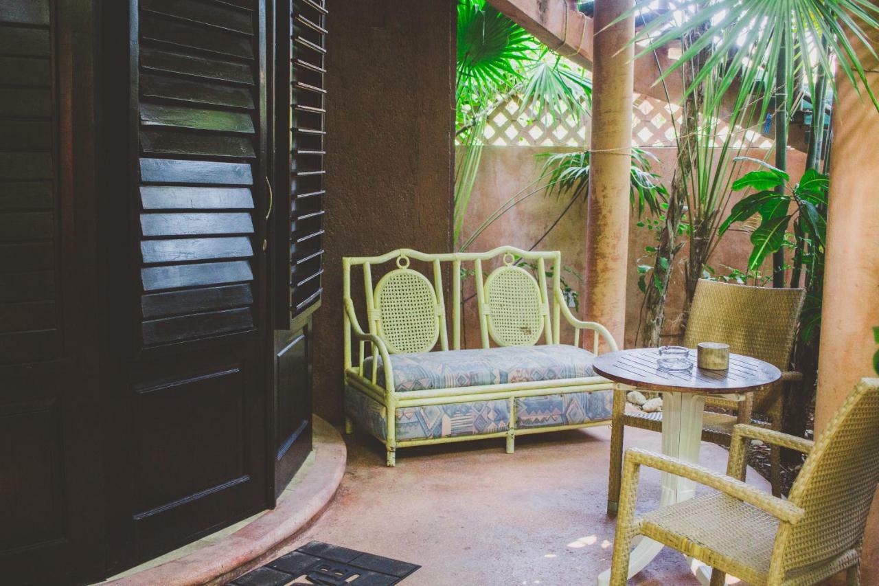 Cocos Cabanas Playa Del Carmen Adults Only Bagian luar foto